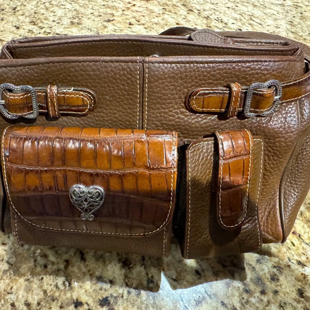 Brighton brown adjustable handle crossbody.